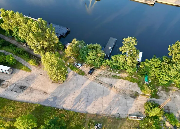 Botel On Boat, Privat Pier, Free Parking *